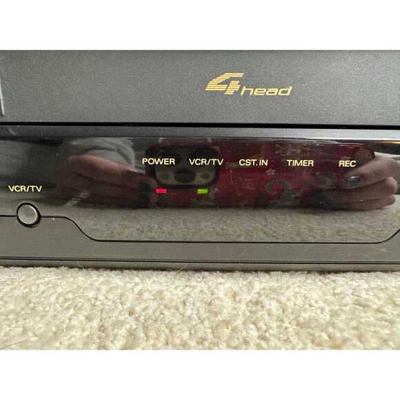Magnavox 4-Head VR400BMG21 | VCR Player - VHS Tapes - Picture 11 of 11